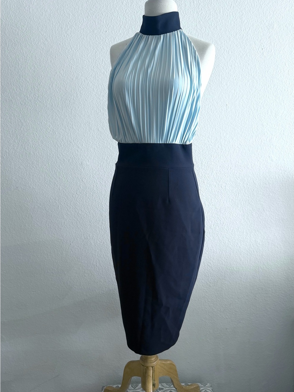 VESPER MOC NECK DRESS